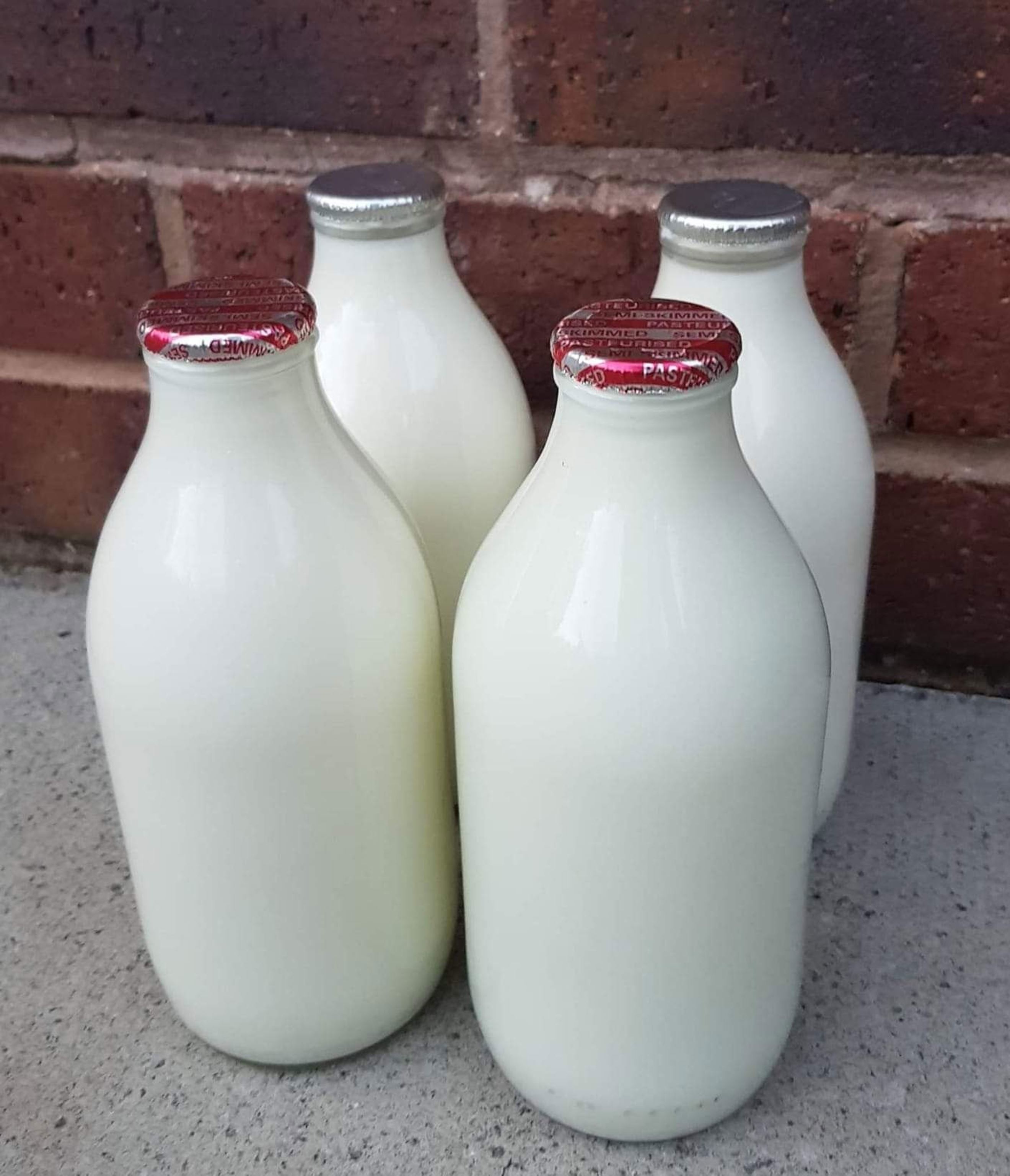 Homogenised Milk - 1 Pint | Frith Farm - Hull & East Riding | Frith Farm