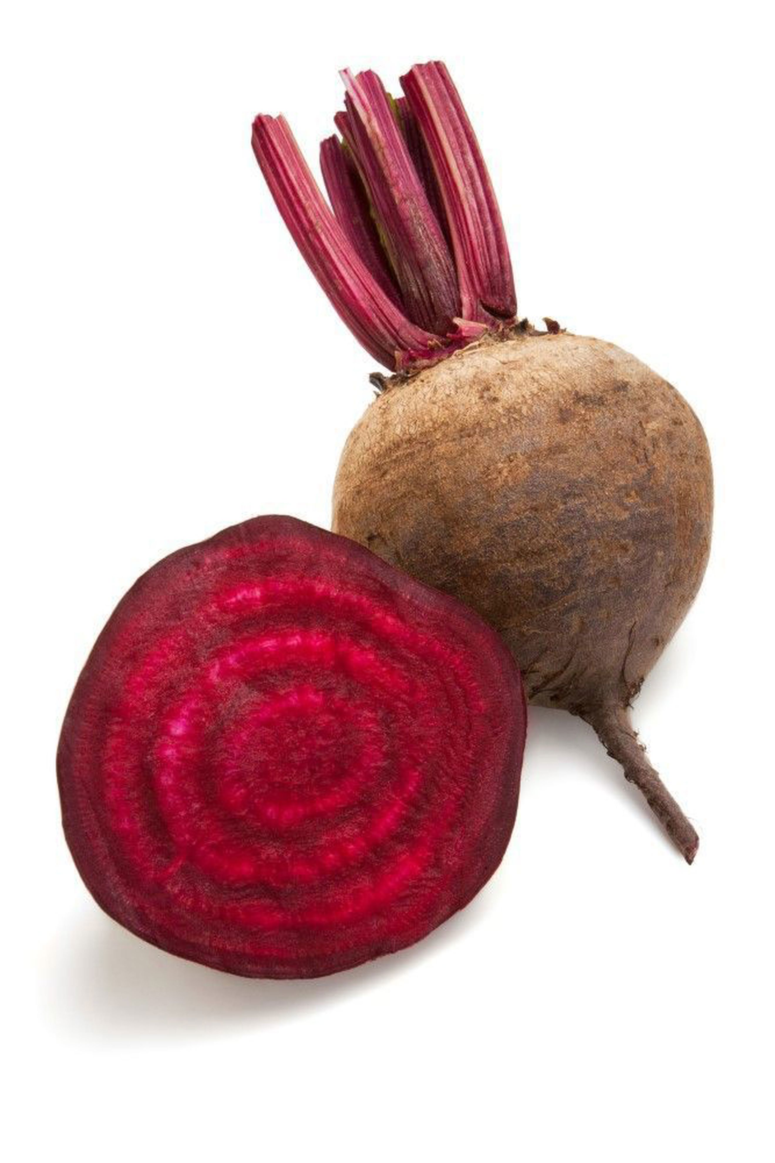 Beet root. Разноцветная свекла. Свекла на белом фоне. Свекла молодая. Свекла кубанская борщевая.
