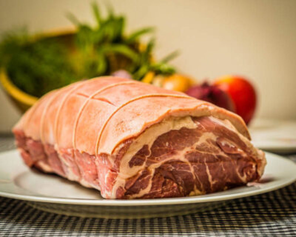 Pork Shoulder 1.5kg (rolled)