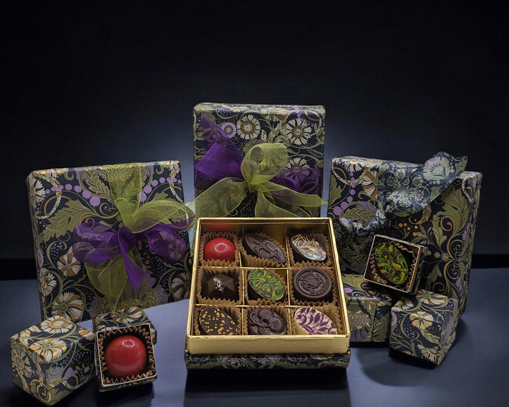 Small Midnight Garden Chocolate Box