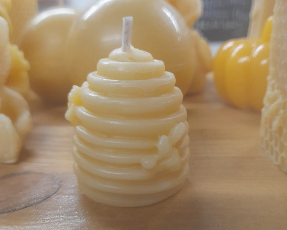 Beeswax candle- Hive