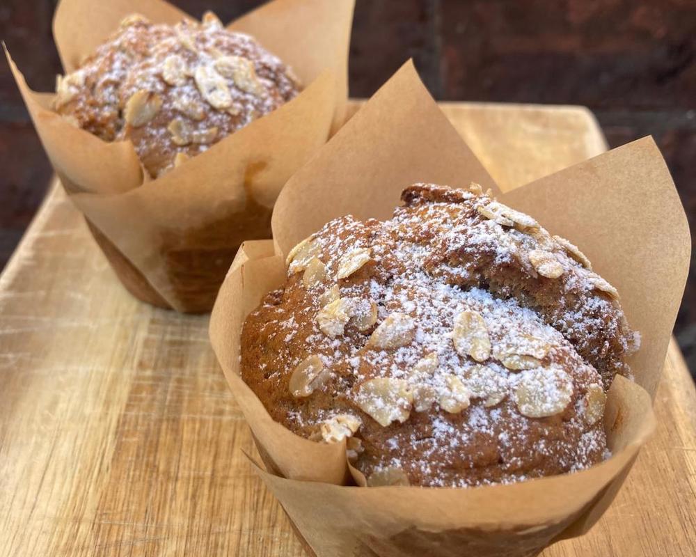 Locavore Kitchen: Banana Muffins