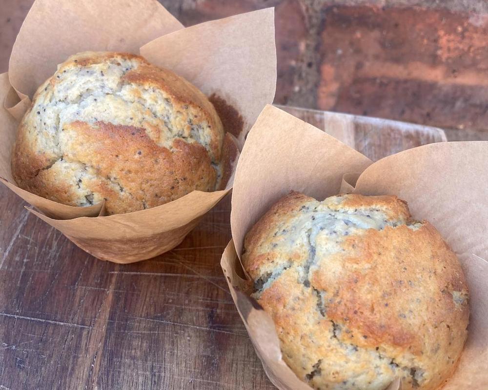 Locavore Kitchen: Lemon & Poppy Seed Muffins