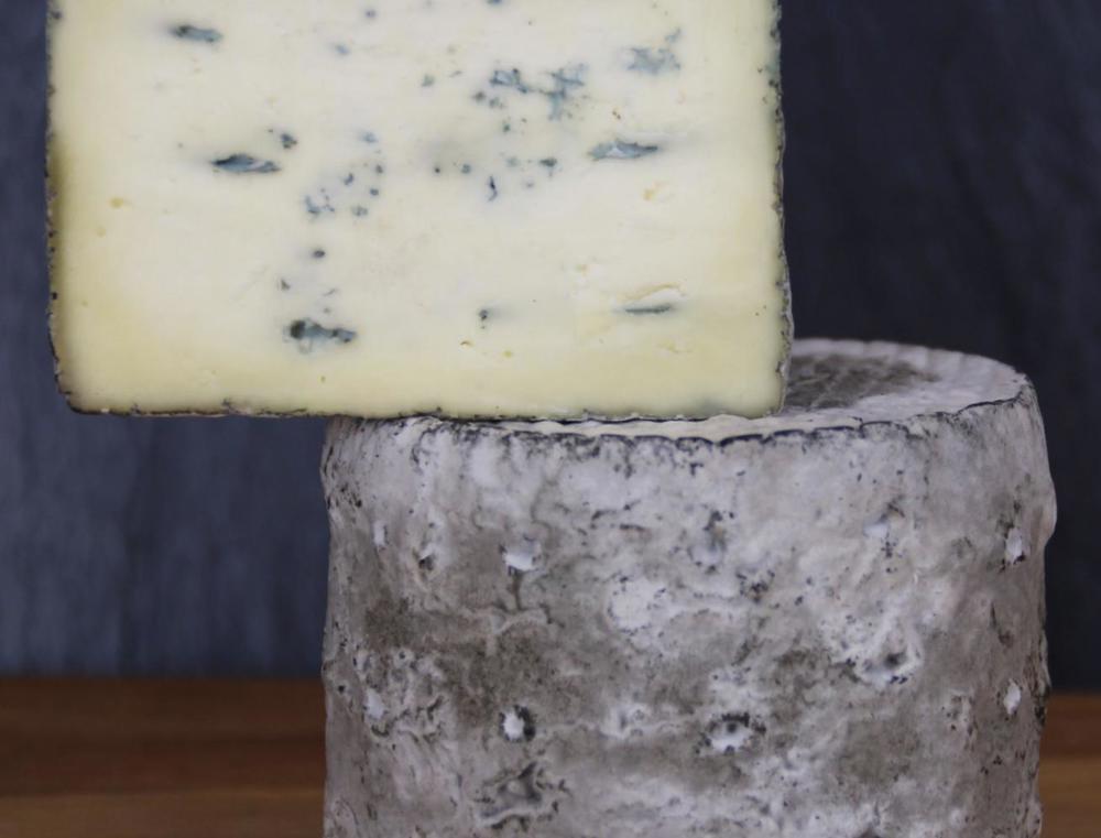 Yorkshire Cheesemakers - Shorthorn Blue  300g