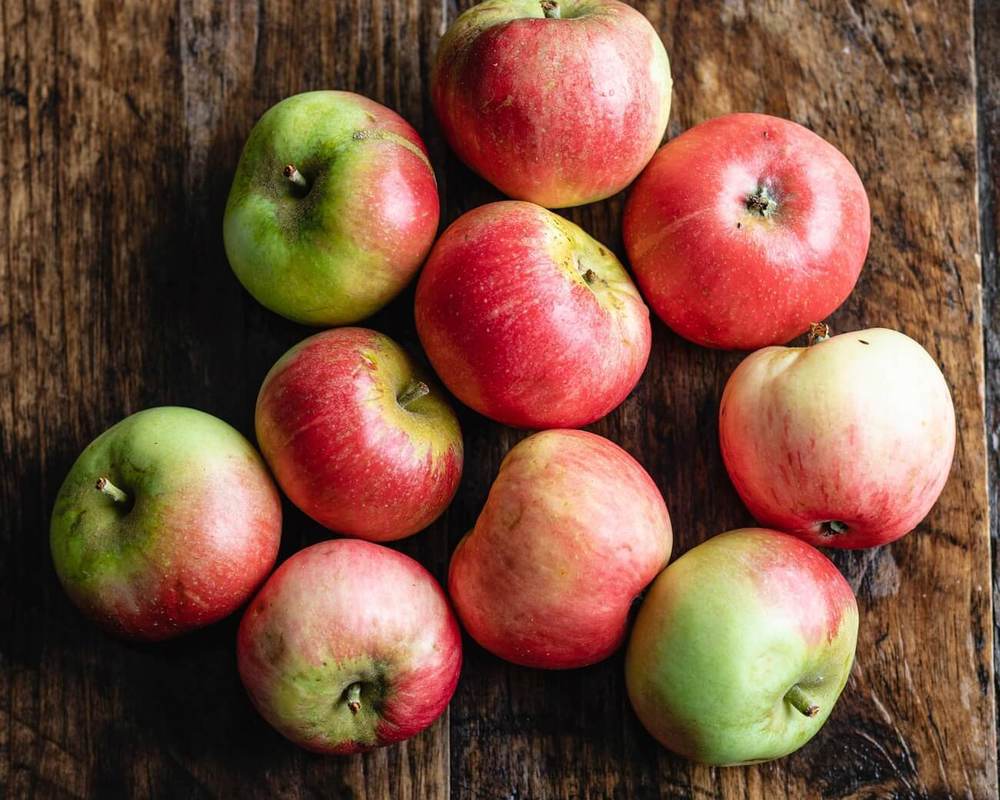 Organic Assorted UK Apples