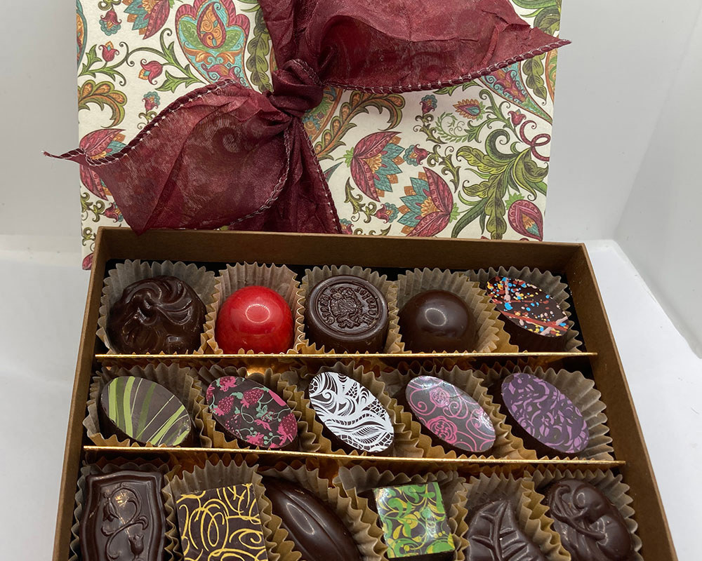 Medium Midnight Garden Chocolate Box