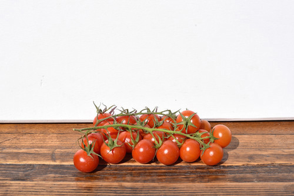 Organic Tomatoes Cherry Vine 200g