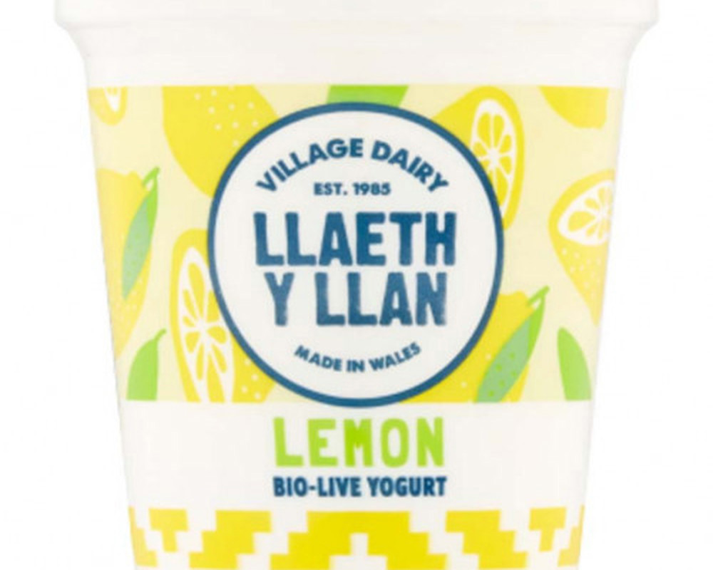 Llaeth y Llan, Lemon Yogurt, 125g Pot