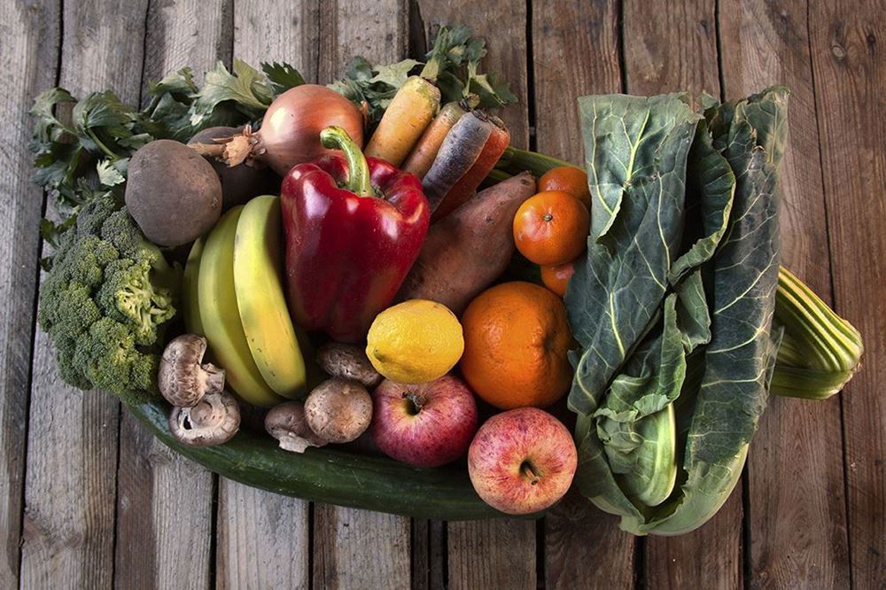 Organic Small Fruit & Vegetable Box