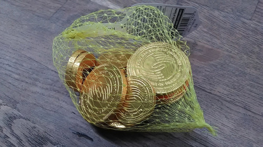 chocolate coins, milk