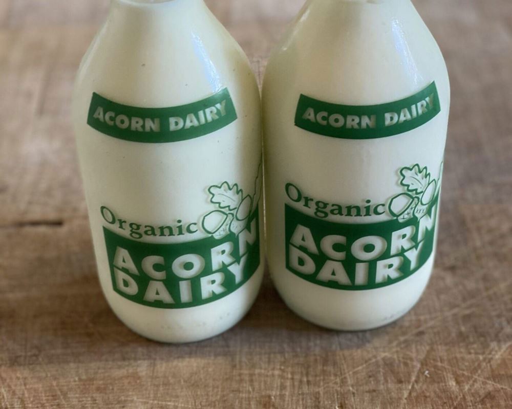 Acorn Organic Semi Skimmed Glass Bottle