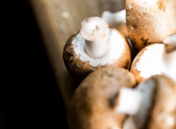 Organic Chestnut Mushrooms