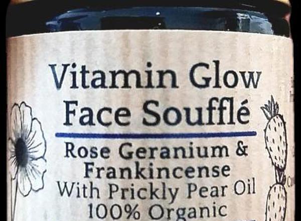 Nefertem Organic Vitimin Glow face cream/souffle