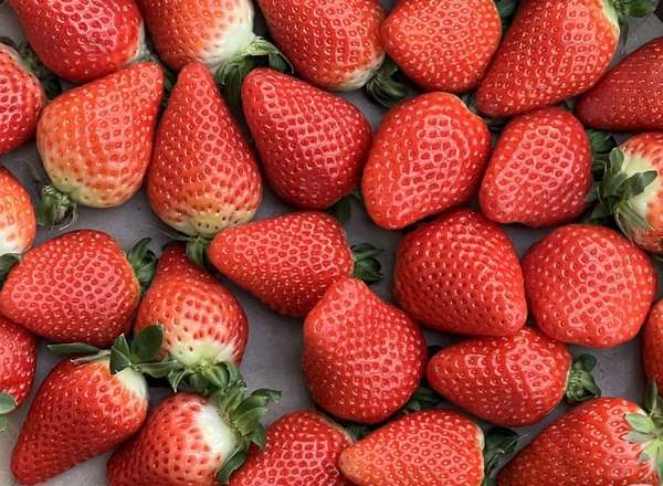 Organic Strawberries (250g)