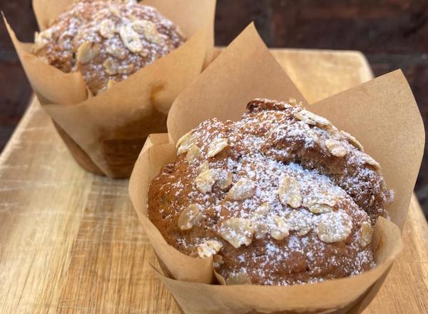 Locavore Kitchen: Banana Muffins