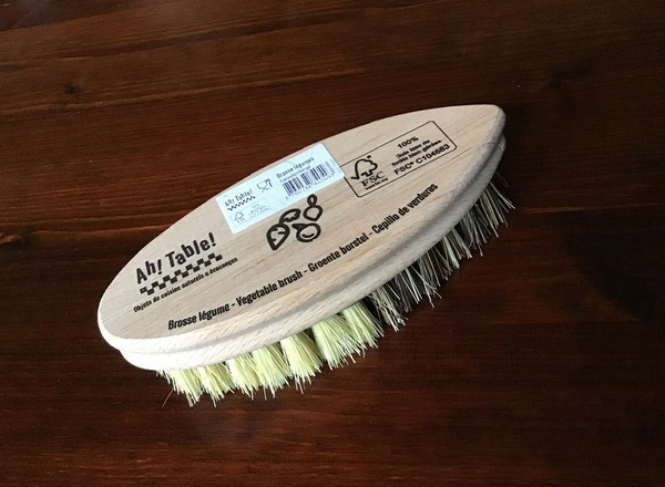 Vegetable Scrubbing Brush
