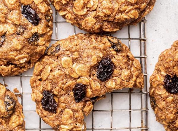 Oat & Raisin Cookie