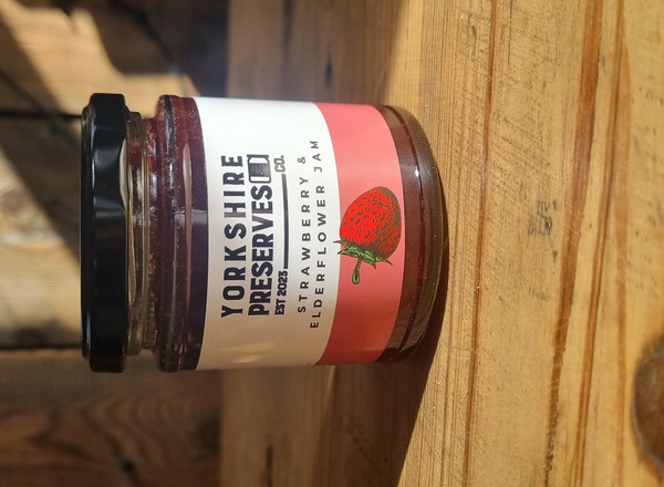 Yorkshire Preserves Strawberry and Elderflower Jam 220g