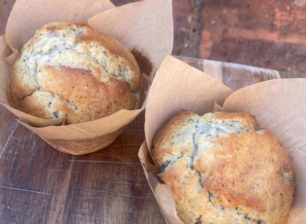 Locavore Kitchen: Lemon & Poppy Seed Muffins