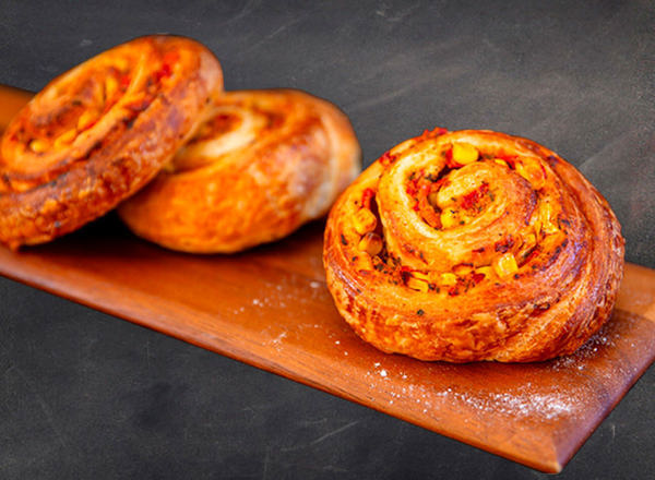 Savoury Pastry: Scroll - Red Pepper, Feta & Corn - BB