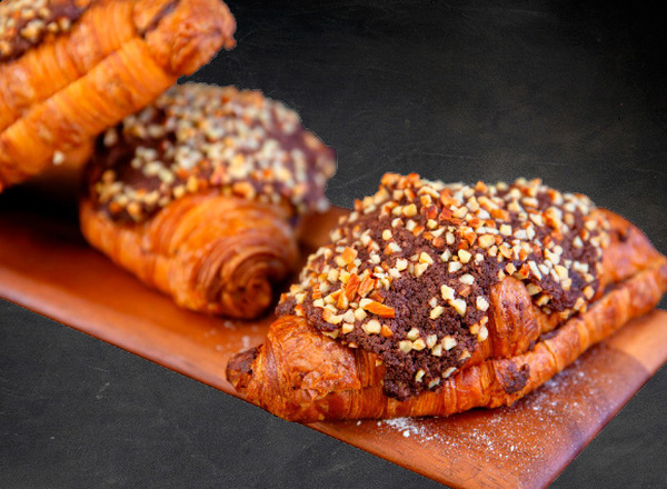 Pastry: Croissant - Chocolate & Almond - BB