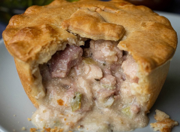 Kentish Gluten Free Chicken,Ham,Leek Pie