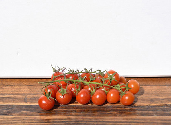 Organic Tomatoes Cherry Vine 200g