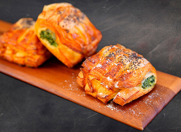 Savoury Pastry: Bear Paw - Spinach & Feta - BB