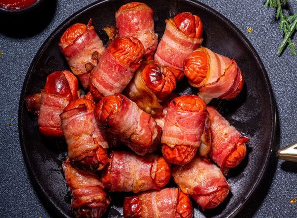 15 Pigs in Blankets