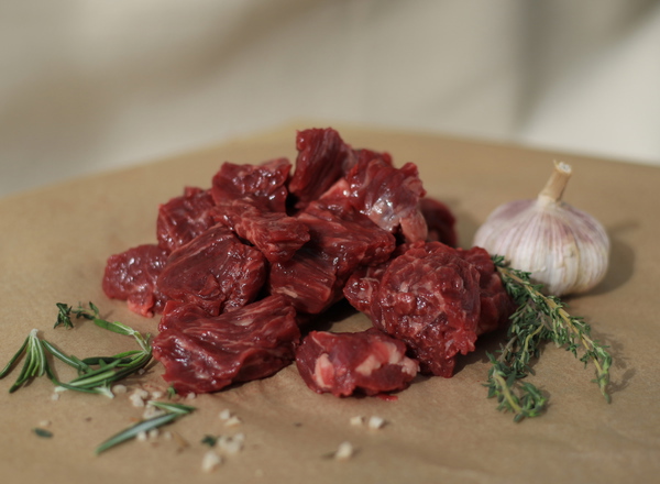 White Park Beef: Grass-fed diced beef - 1kg