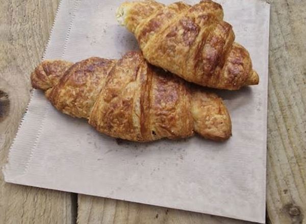 All butter croissant