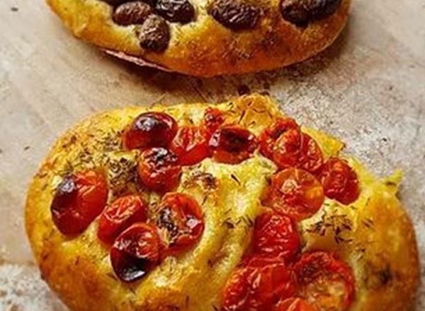 Flatbread - Tomato & Herb