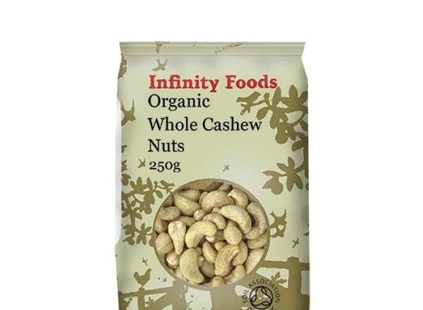 Whole organic cashew nuts