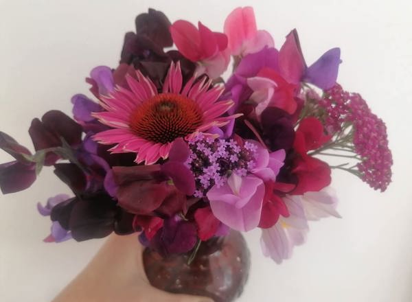 Organic Table Posie