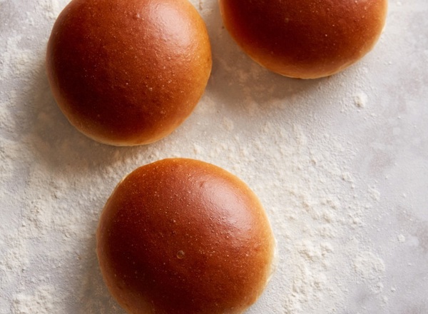 Freedom Bakery Milk Buns (2 pack)
