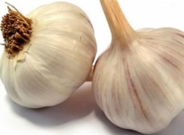 Garlic - 2 Bulbs (or 1 large)