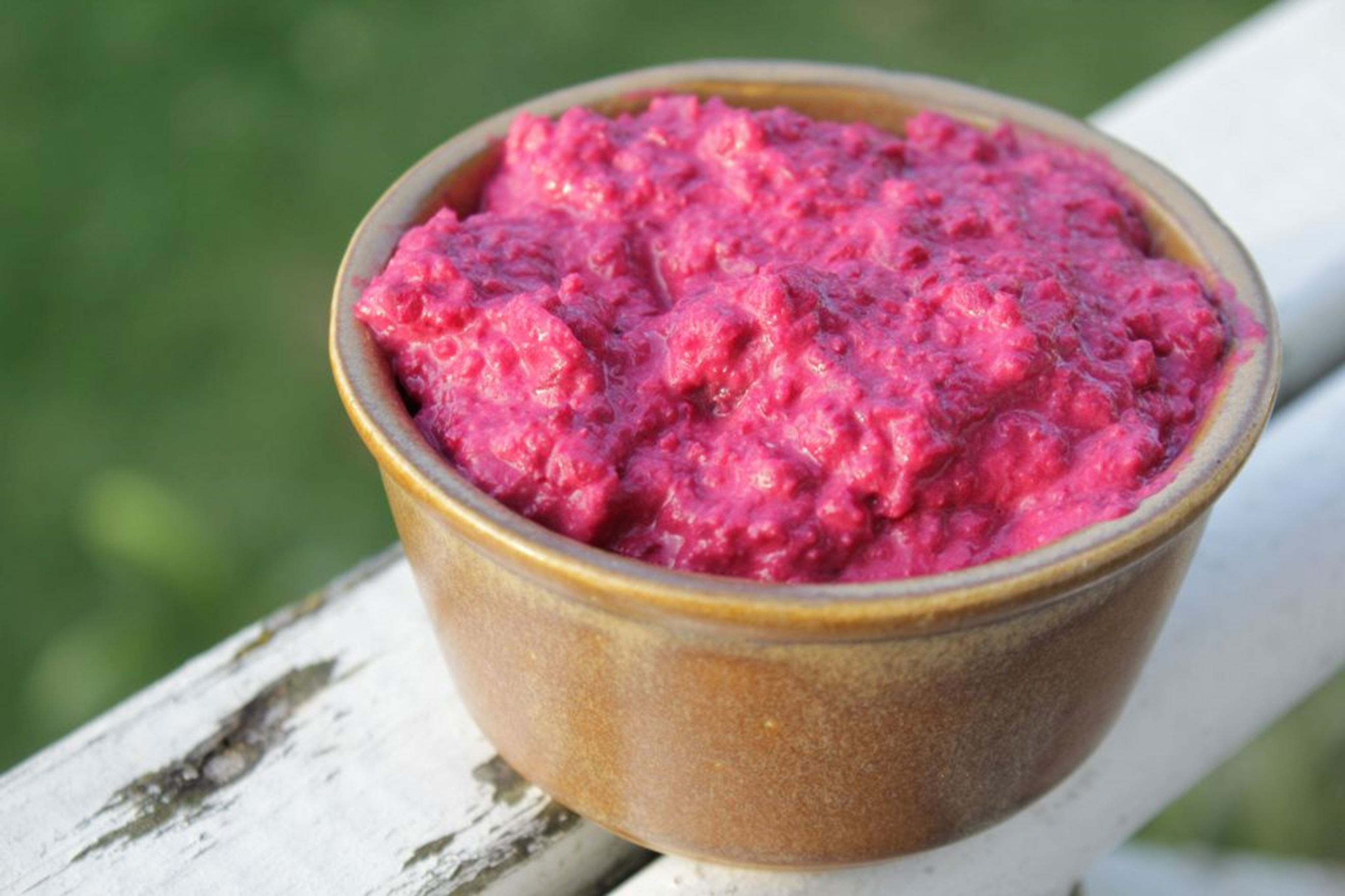 beetroot-hummus-recipes-ooooby