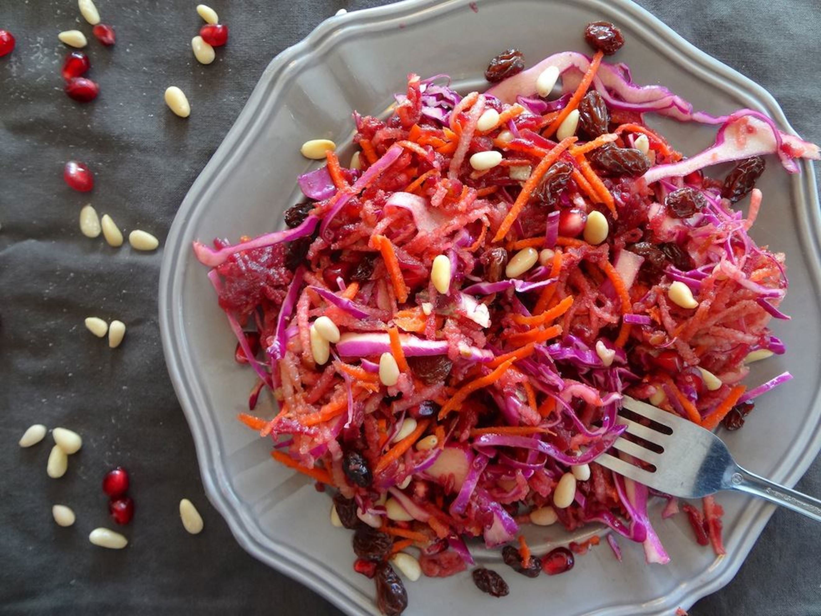 tangy-beet-slaw-recipes-ooooby