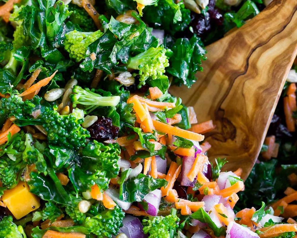 Broccoli Kale Salad with Lemon Dressing