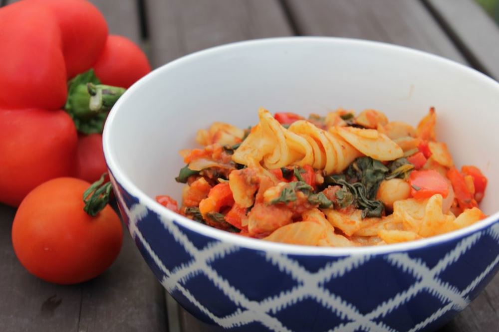 Tomato and chickpea pasta bake with spinach